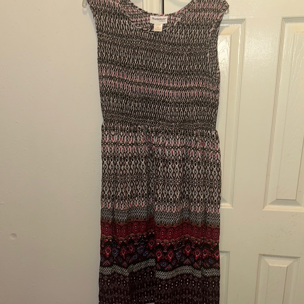 NorthStyle Black and Red Sleeveless Maxi Sundress